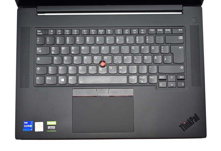 Lenovo ThinkPad X1 Extreme Gen 4 - Keyboard area