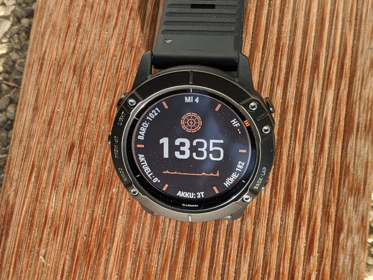 Garmin Fenix 6X Pro Solar, multi-sport smartwatch with MIP display and built-in solar charger