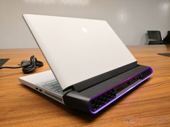 Alienware Area-51m is a 17-inch laptop with removable GeForce RTX graphics card and an LGA 1151 socket (Source: Dell)