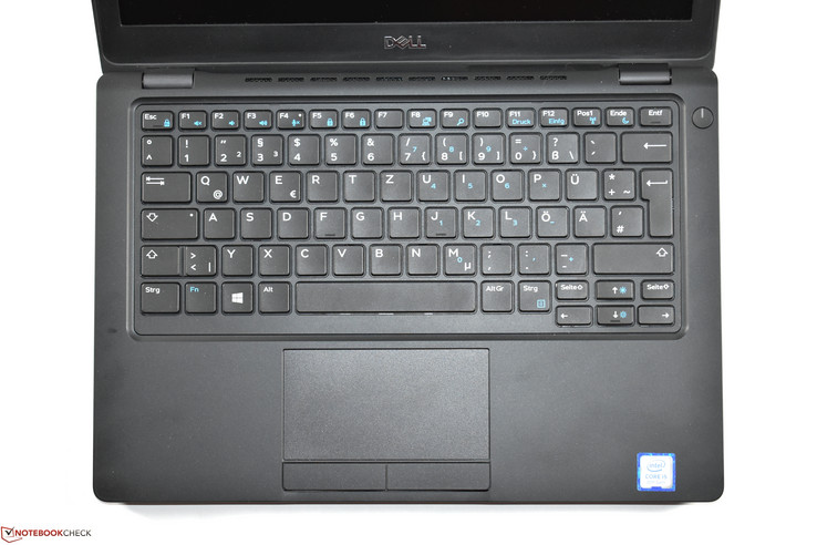 Keyboard area of the Dell Latitude 5290