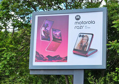 Motorola is already advertising the Razr 40 Ultra in Sofia. (Image source: @nixanbal)