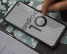 The alleged S10+ on Android 10. (Source: YouTube)