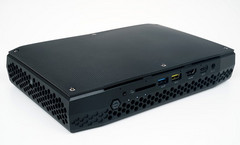 The Intel Hades Canyon NUC design does not include RAM and storage solution out of the box. (Source: Playwares)