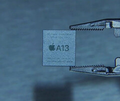 The Apple A13 Bionic&#039;s GPU is 2.9x faster than that of the A12 Bionic. (Source: The Verge)