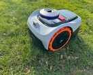 Segway Navimow i105E robotic lawnmower without boundary wire test