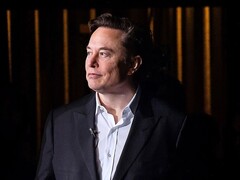 A picture of Elon Musk at the U.S. Air Force Academy in Colorado (Trevor Cokley, U.S. Air Force, and U.S. Department of Defense; edited)