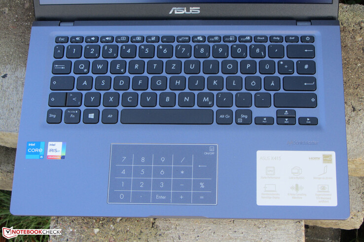 Asus F415: Keyboard