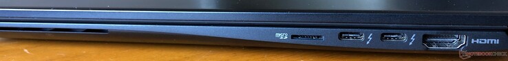 Right: SmartCard reader, microSD, 2x Thunderbolt 3 (w/ power delivery), HDMI
