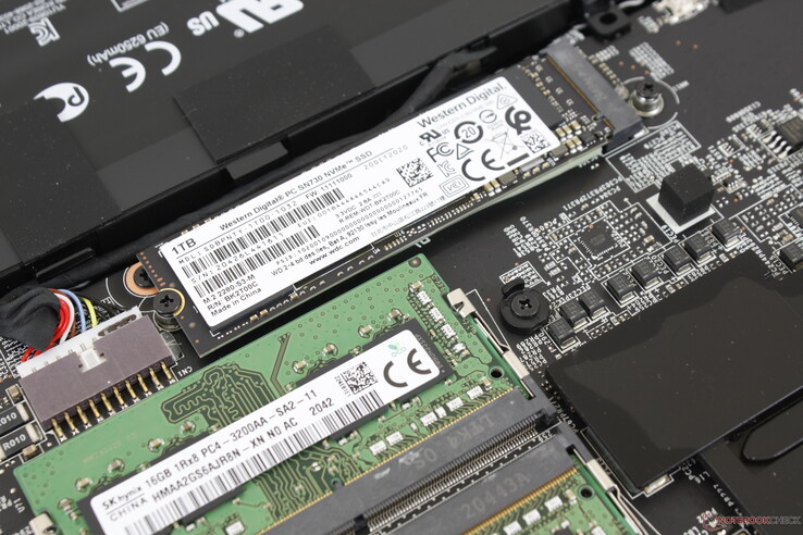 Two internal M.2 PCIe 3.0 x4 slots with RAID 0 compatibility. The drive will differ depending on the reseller. Xotic PC has equipped our unit with a high-end WD SN730 NVMe SSD supporting sequential read and write rates of up to 3400 MB/s and 3100 MB/s, respectively