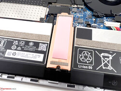 M.2-2280 SSD with heat sink