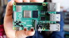 Raspberry Pi: Add an M.2 2280 NVMe drive to the Raspberry Pi 4 for under US$25. (Image source: Estefannie Explains It All)