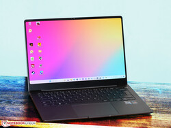 The Samsung Galaxy Book3 Pro 14 (NP940XFG-KC2DE), provided by: