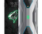 The Black Shark 3 Pro features a massive 7.1 in OLED display (Image source: Black Shark)