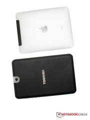 The Toshiba AT100 beside the first iPad. The Toshiba AT100 beside the first iPad.