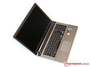 The slim 17-inch unit is quite portable with its total weight of 3 kg, ... The slim 17-inch unit is quite portable with its total weight of 3 kg, ...