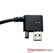 Both the USB 3.0 port and the power socket are required for the Power Media Dock. Both the USB 3.0 port and the power socket are required for the Power Media Dock.