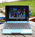 Outdoors with the Acer Aspire one D270