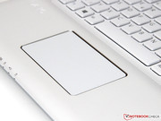Both the touchpad and the keyboard are convincing... Both the touchpad and the keyboard are convincing...