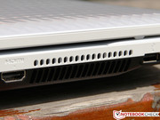 The fan is barely audible during low load. The fan is barely audible during low load.