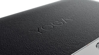Cover made out of Faux-Leather (Source: Winfuture.de)