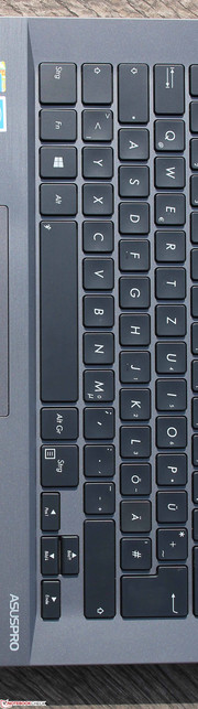 ASUS ASUSPRO Essential PU301LA: The keyboard is well suited for frequent writers.
