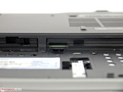 As is often the case, the SIM card slot is located in the battery bay.