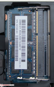 The 4540s features two working memory banks.