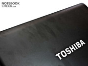 Toshiba uses a surface texture that is supposed to deter fingerprints – but it's not completely successful.