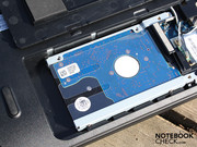 the 2.5 inch hard drive can also be changed (Hitachi HTS545050B9A300).