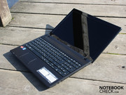 Acer's Aspire 5253-E352G32Mnkk is a surprisingly insensitive Notebook.