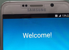 Samsung Galaxy Note 5 closeup shot