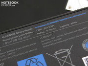 The 8-cell lithium-ion battery has capacity of 90Wh. The 8-cell lithium-ion battery has capacity of 90Wh.