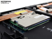 The Geforce GTX 460M is connected to the motherboard via MXM, ensuring the ability to configure Alienware systems. The Geforce GTX 460M is connected to the motherboard via MXM, ensuring the ability to configure Alienware systems.