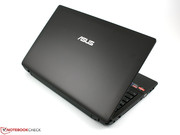 The plastic chassis can be flexed quite some way. The plastic chassis can be flexed quite some way.