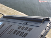 The bottom shows a battery that juts out. The bottom shows a battery that juts out.