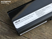 The battery has a capacity of 47 Wh (4.400mAh), enough for 3 hours of surfing the internet via WiFi. The battery has a capacity of 47 Wh (4.400mAh), enough for 3 hours of surfing the internet via WiFi.