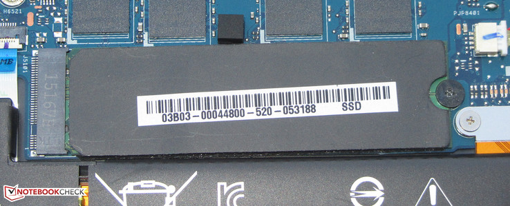 Asus installs an SSD in M.2 format (full size).