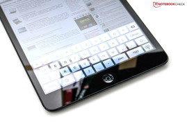 Complete QWERTZ keyboard in the Safari browser