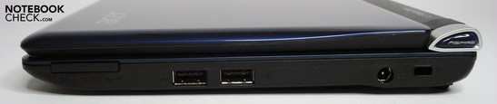 Right: Cardreader, 2xUSB 2.0, Power input and Kensington-Lock Right: Cardreader, 2xUSB 2.0, Power input and Kensington-Lock
