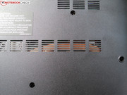A heat pipe can be seen under the vents in the base plate,...