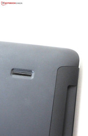 Fingerprint and SmartCard reader are located at the tablet.