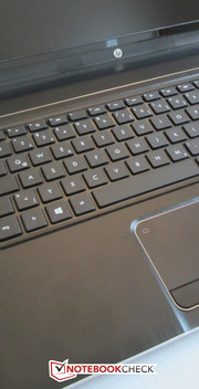 Appealing design: The dv7-7202eg is well manufactured. Appealing design: The dv7-7202eg is well manufactured.