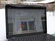 There is a plastic plate in front of the edge to edge TFT screen There is a plastic plate in front of the edge to edge TFT screen