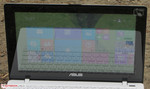 Asus F200MA outdoors