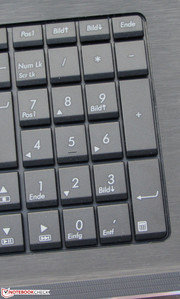 The keyboard includes a number pad.