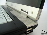 Fujitsu-Siemens Amilo Pro V8210 Image Fujitsu-Siemens Amilo Pro V8210 Image