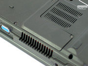 Fujitsu-Siemens Amilo Pro V8210 Image Fujitsu-Siemens Amilo Pro V8210 Image