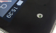 Webcam with 2 MP sensor (1600x1200 pixels)
