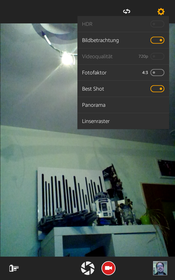 The webcam's options are limited. Pictures display heavy image noise and low sharpness, especially in low light