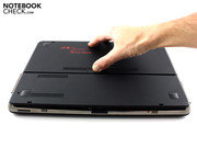 The base plate can be pushed open on one half. The base plate can be pushed open on one half.